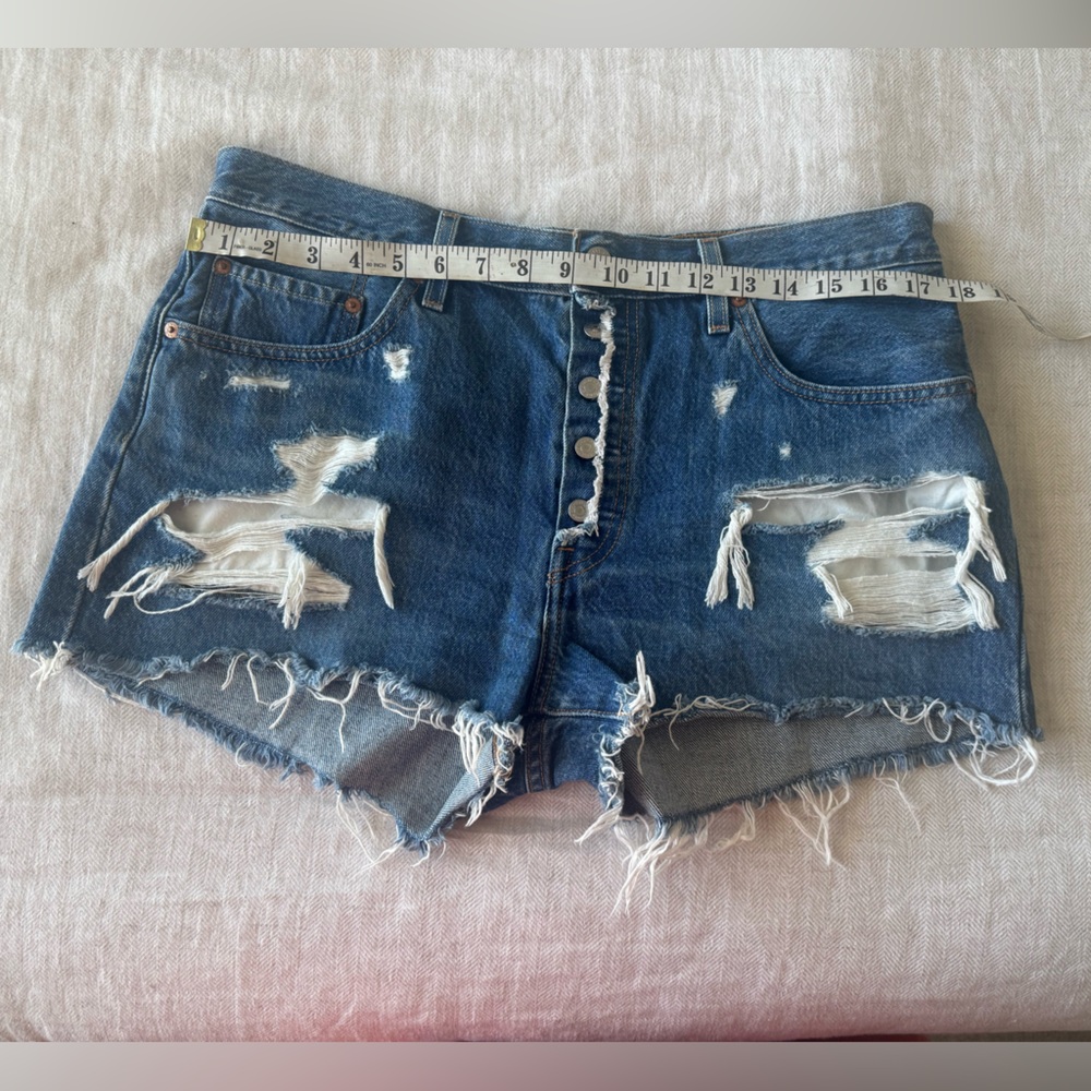 Levi’s Distressed High Rise Shorts